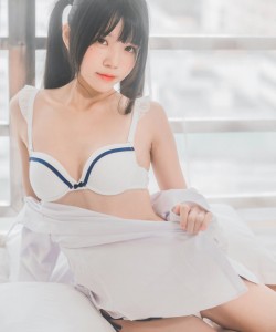 COS 桜桃喵 – 白衬衫双马尾 [47P]