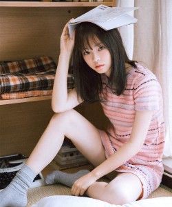 大长腿性感日本少女居家诱惑写真图片