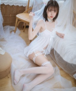 许岚LAN -  少女白色裙 [41P-627MB]